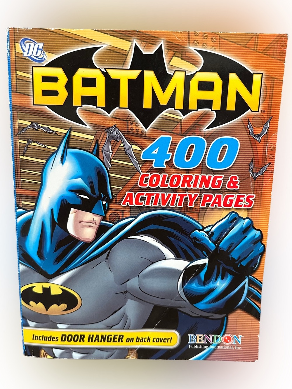 DC Batman Jumbo Coloring & Activity Book 400 Pages Door Hanger 2010 Bendon